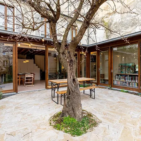 Guestready - Unique Bright House With Garden 4*