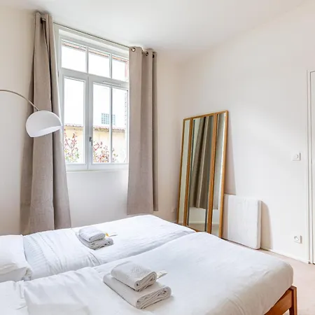 Guestready - Unique Bright House With Garden Casa de hóspedes Montreuil (Seine-Saint-Denis)